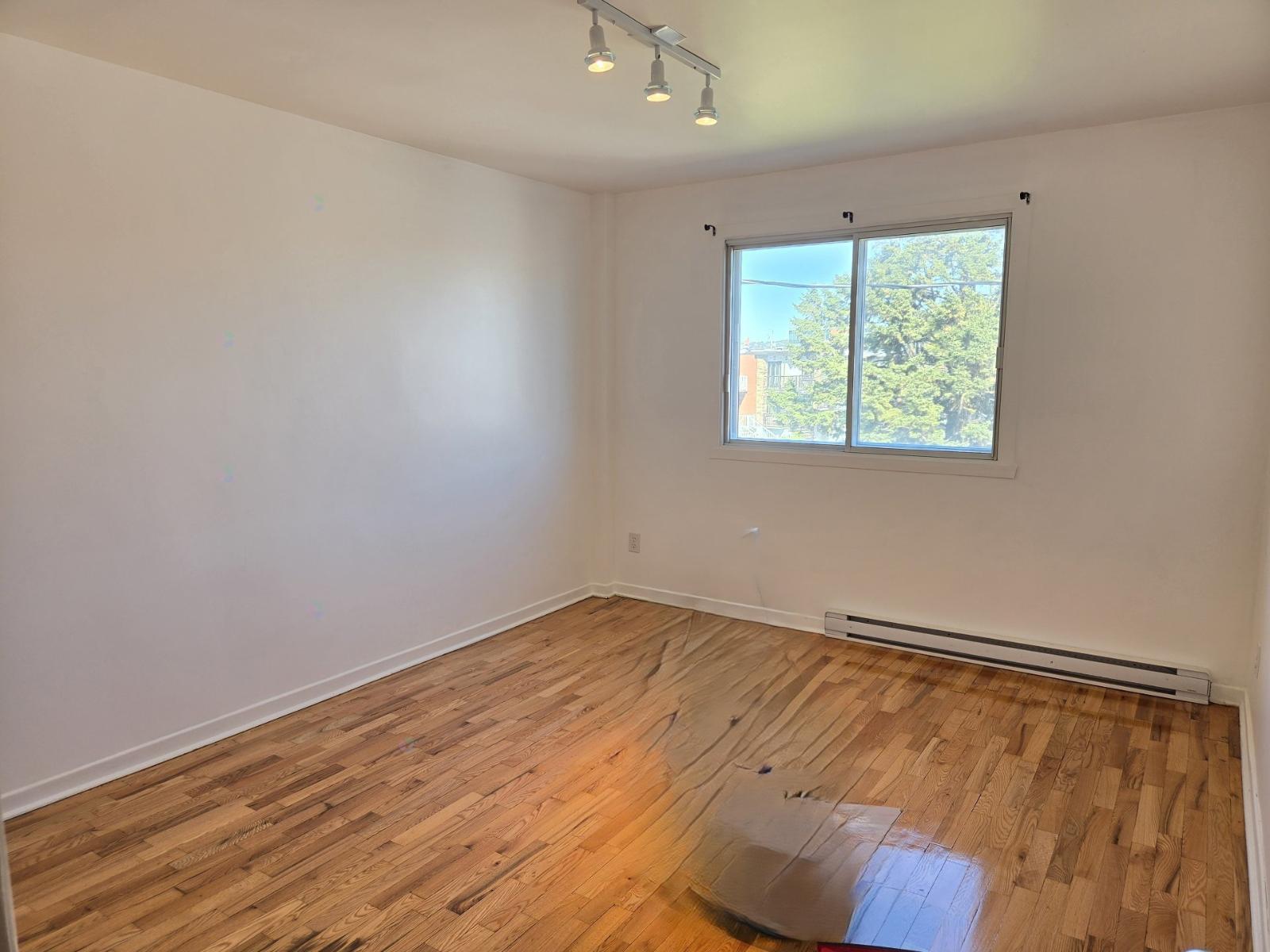 7700 Rue Tétrault Property Photo 6