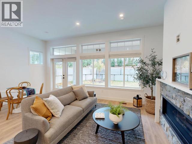 4076 Saturna Ave Property Photo 14