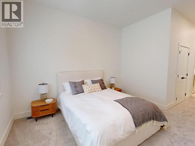 4076 Saturna Ave Property Photo 17