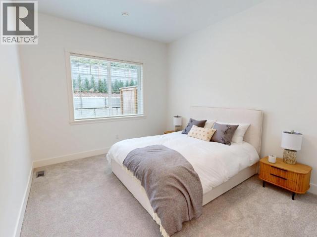 4076 Saturna Ave Property Photo 18
