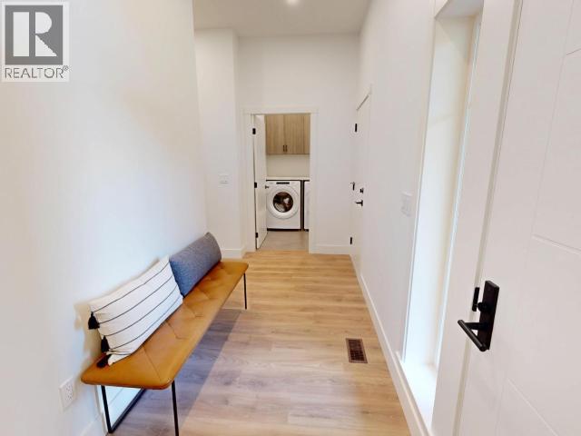 4076 Saturna Ave Property Photo 20