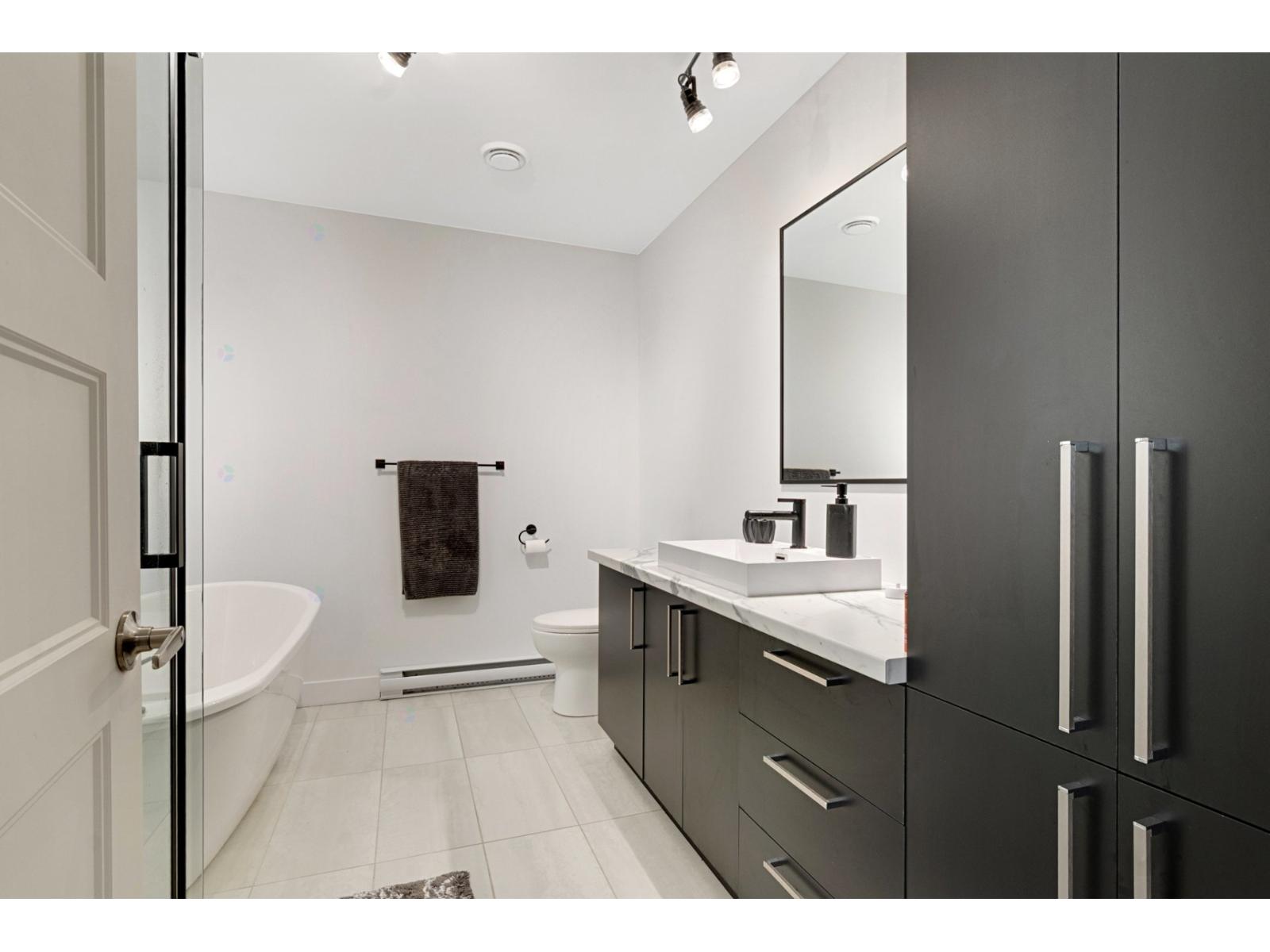 80-82 Rue Du Vallon Property Photo 38