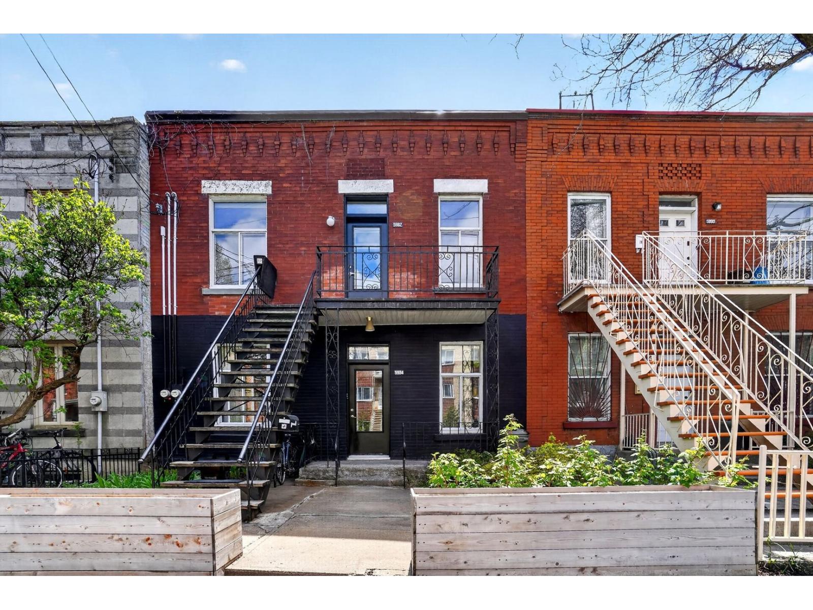 5982 Rue Waverly
