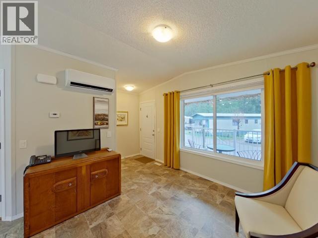 15-8425 Highway 101 Property Photo 7