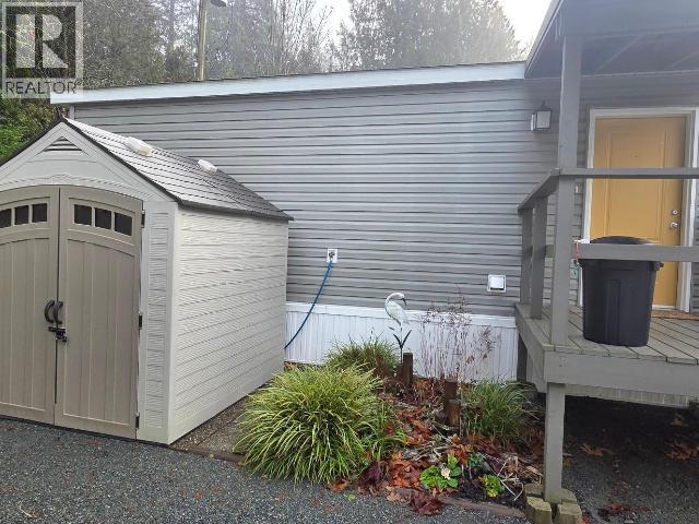 15-8425 Highway 101 Property Photo 21