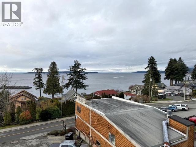 4555 Marine Ave Property Photo 5