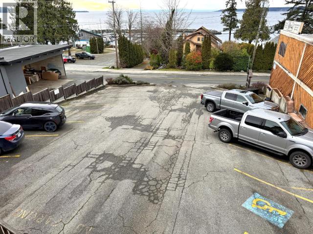 4555 Marine Ave Property Photo 7