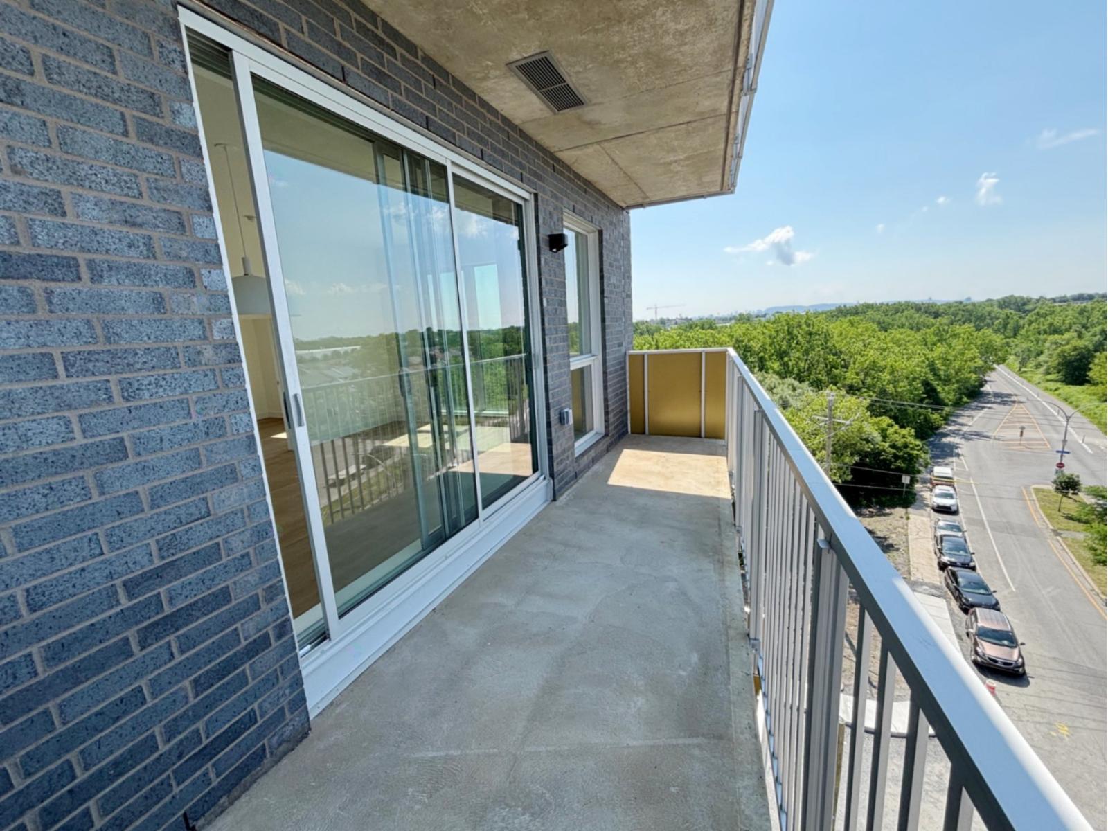 2005 Av. De Bois-de-boulogne, #502 Property Photo 3