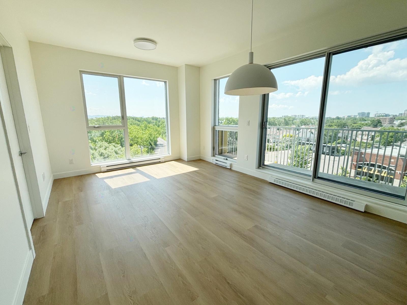 2005 Av. De Bois-de-boulogne, #502 Property Photo 4