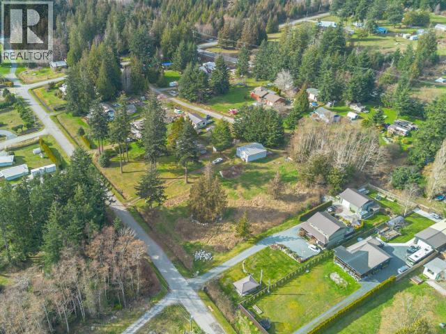 9868 View Road Property Photo 11