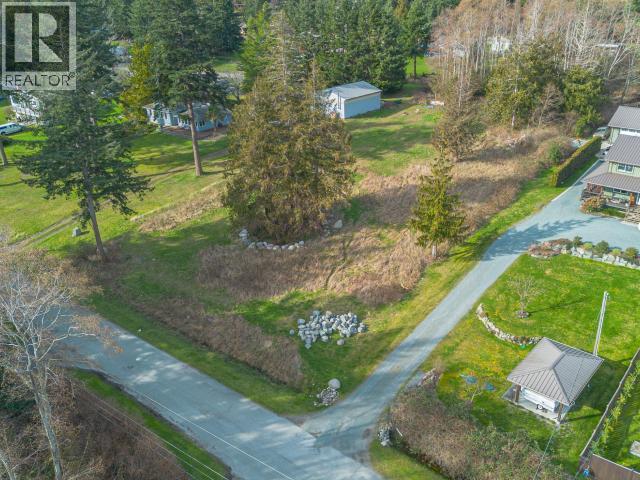 9868 View Road Property Photo 13