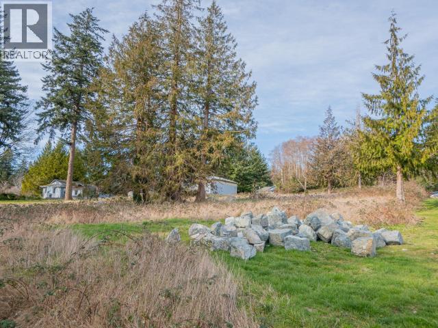 9868 View Road Property Photo 15