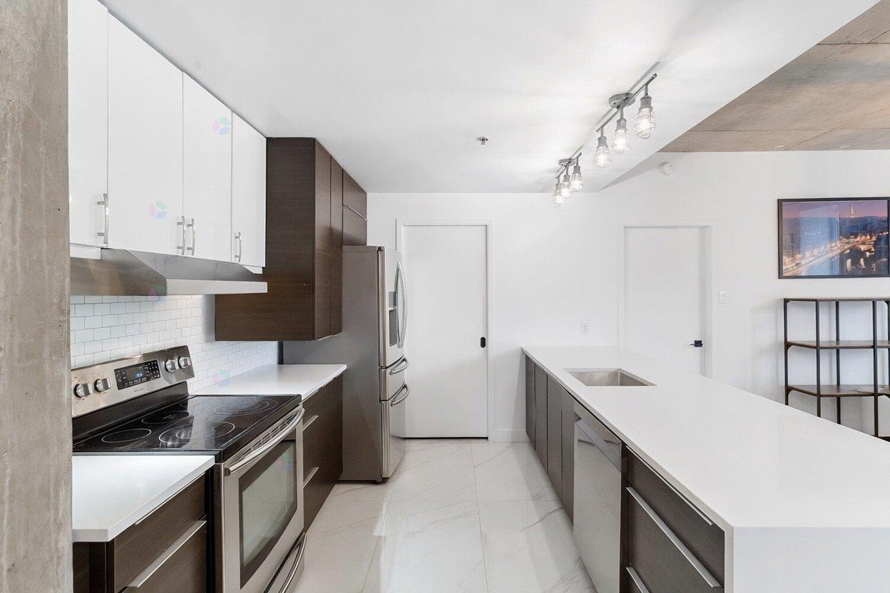 6325 Boul. Rome, #405 Property Photo 13