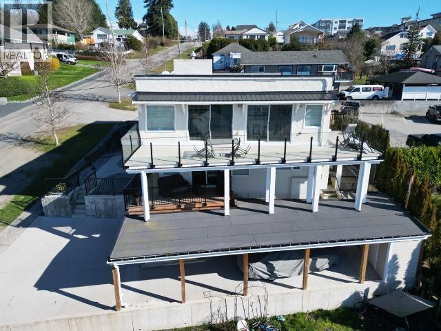 6848 Courtenay Street Property Photo 1