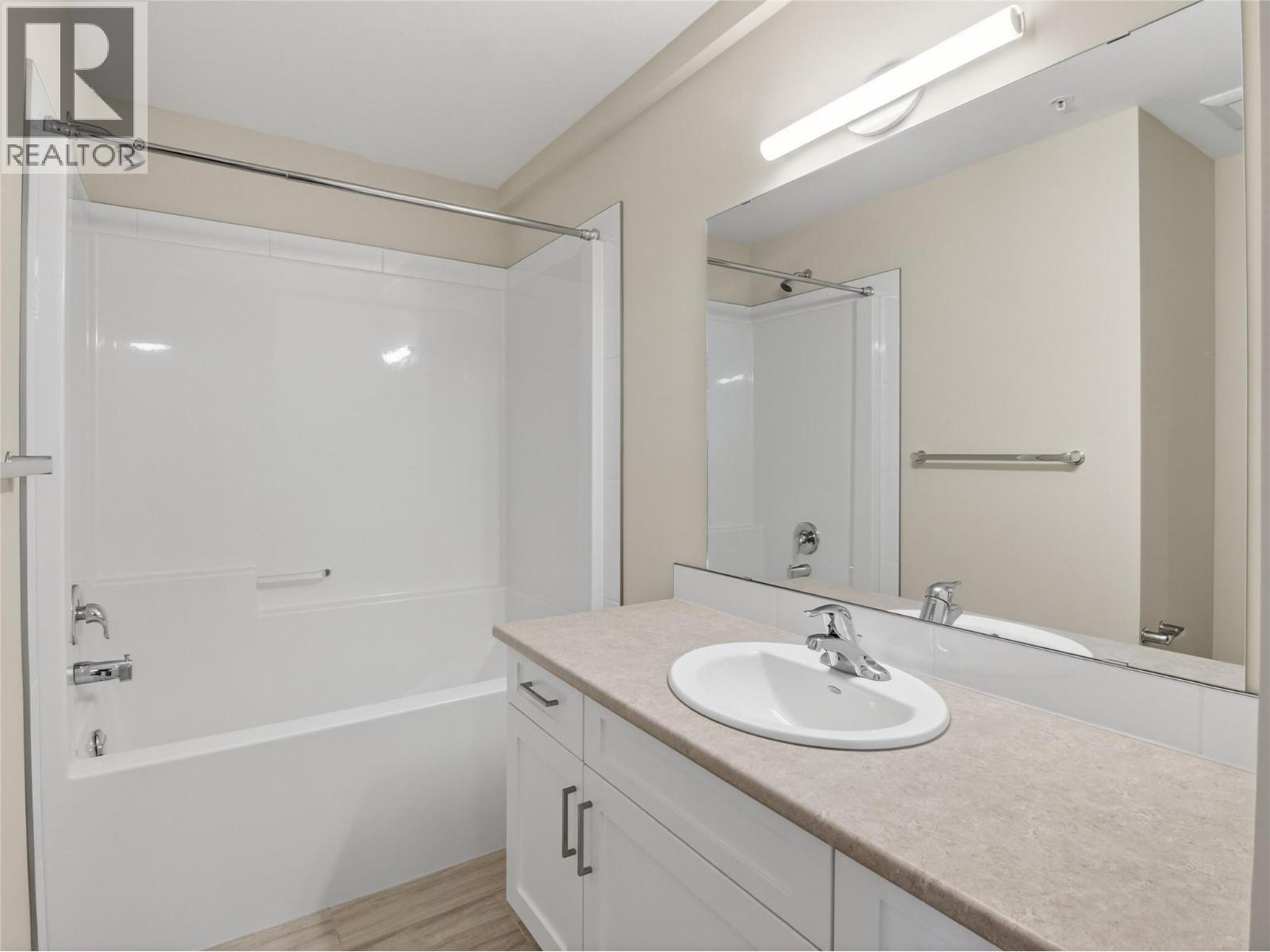 3362 Skaha Lake Road Unit# 604 Property Photo 19