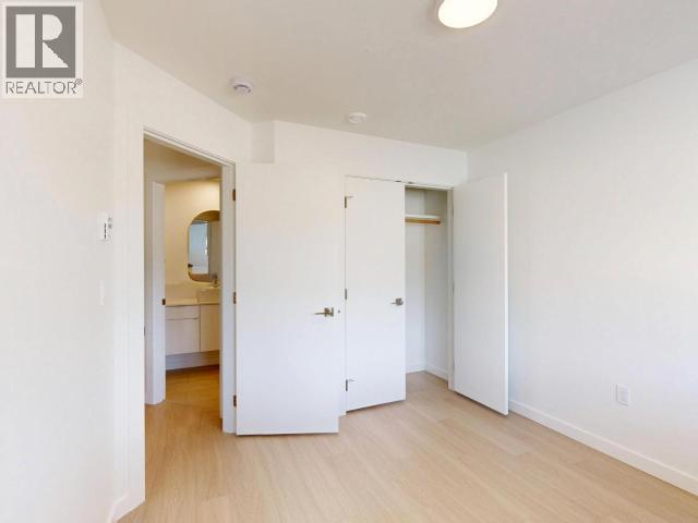 7164 Edgehill Crescent Property Photo 13
