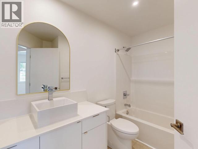 7164 Edgehill Crescent Property Photo 14