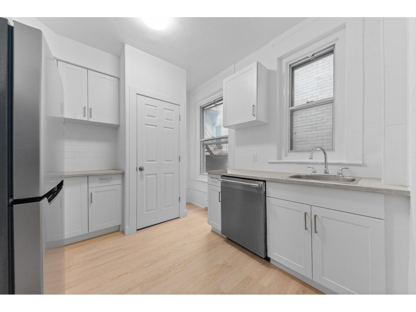 5209 Rue Sherbrooke O., #39 Property Photo 1