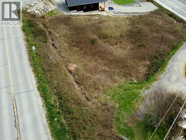 8122 Highway 101 Property Photo 2