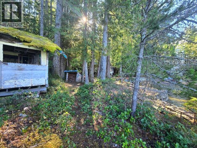 9162 Powell Lake Property Photo 9