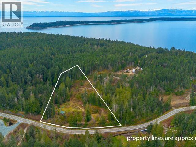 1731 Highway 101 Property Photo 1