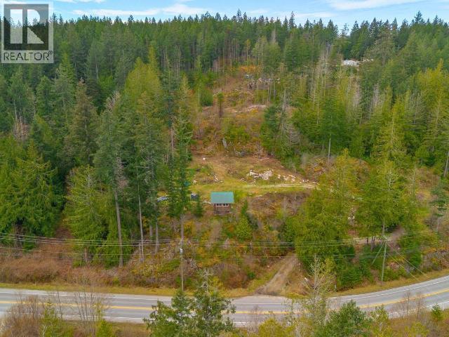 1731 Highway 101 Property Photo 3