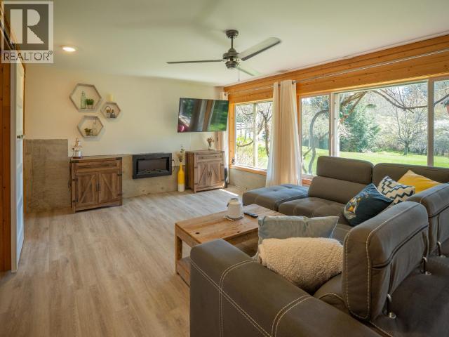 1819 Roberts Road Property Photo 29