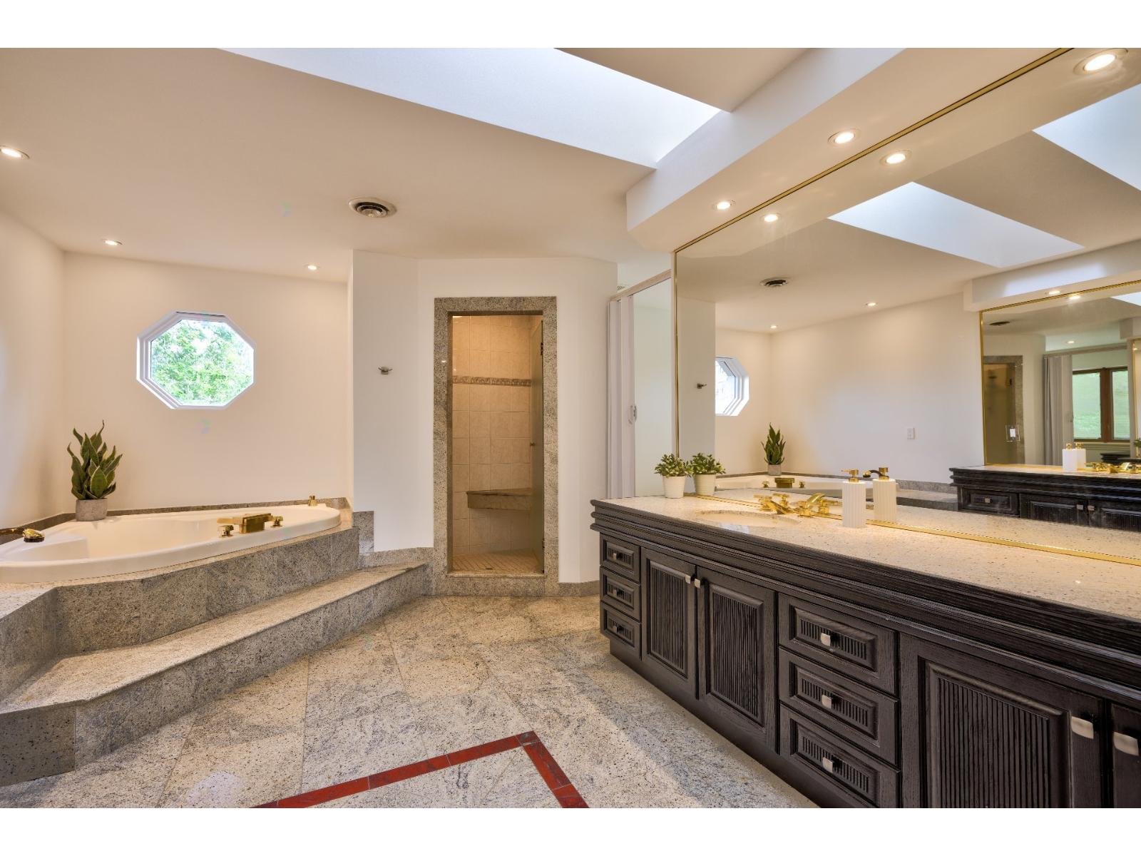 284 Alice-carrière Street Property Photo 32