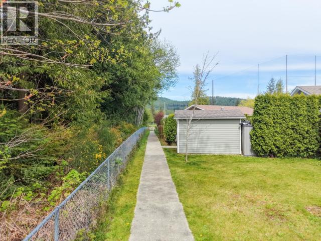 104-8430 Springbrook Road Property Photo 26