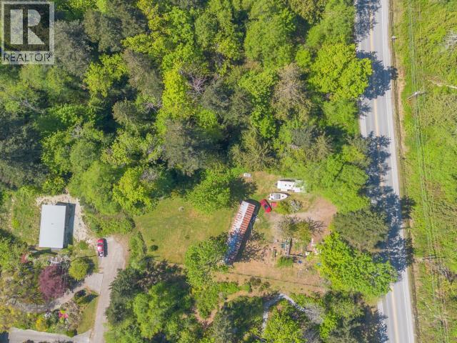 8981 Highway 101 Property Photo 11