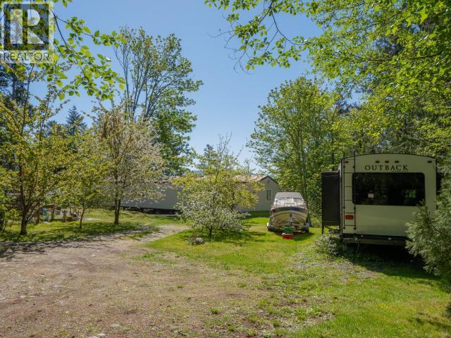 8981 Highway 101 Property Photo 13