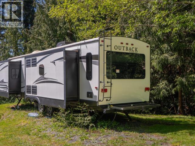 8981 Highway 101 Property Photo 32