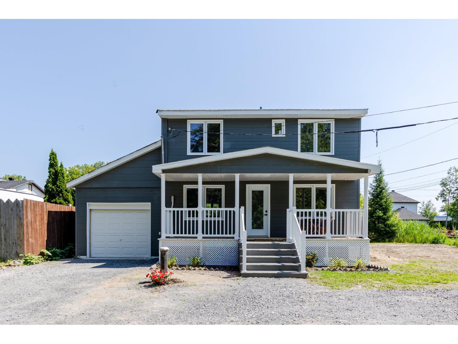 1945 Mtée Gagnon Property Photo 1