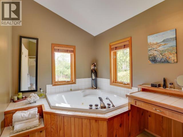 5621 Allen Ave Property Photo 41