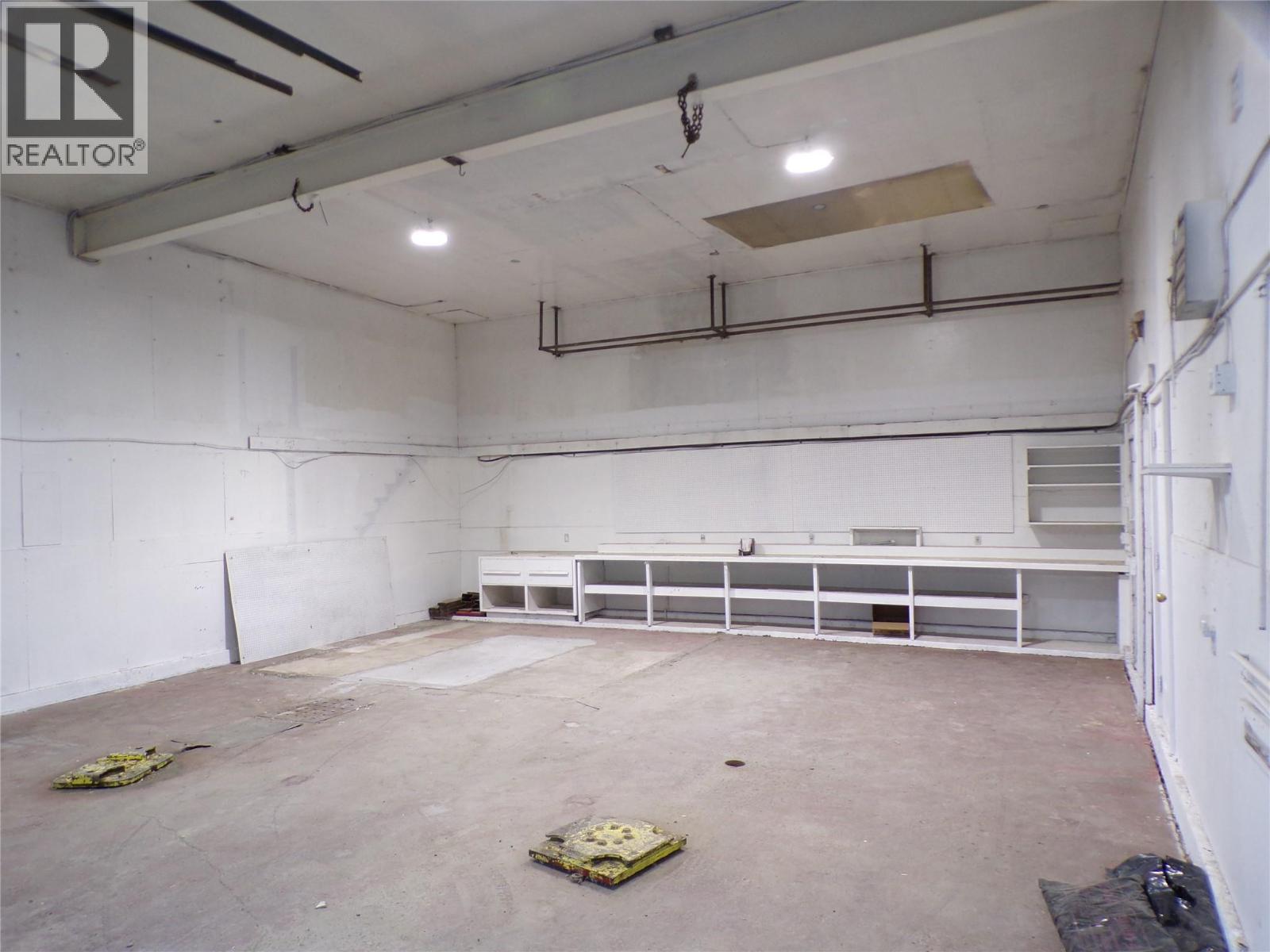 5001 2 Highway Property Photo 10