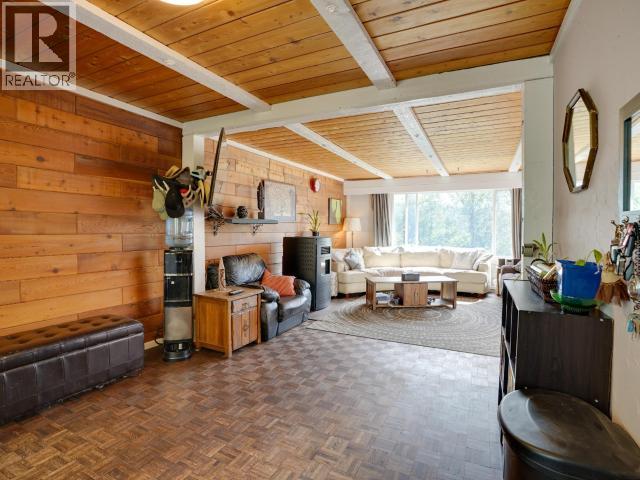 3008 Ash Street Property Photo 6