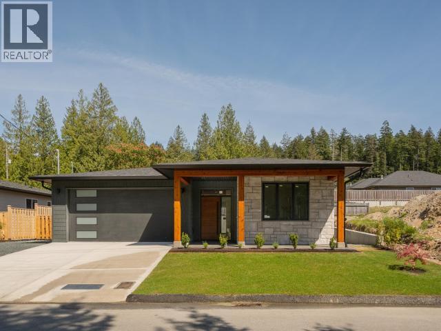 4158 Bowness Ave Property Photo 1