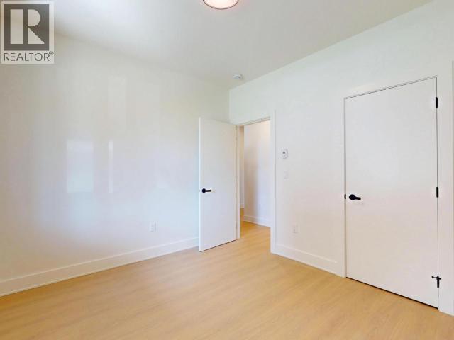 4158 Bowness Ave Property Photo 32
