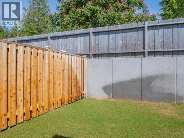 4158 Bowness Ave Property Photo 38