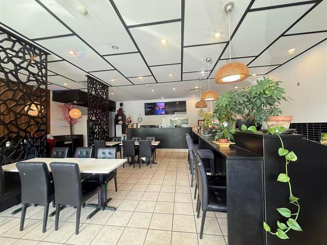 619 Boul. Curé-poirier O. Property Photo 2