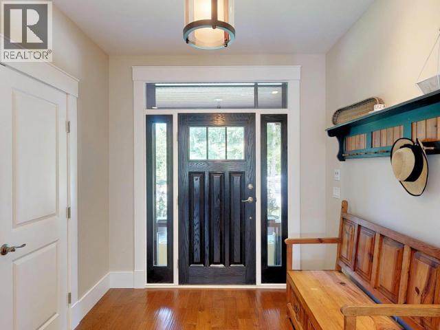 3128 Ponderosa Place Property Photo 4