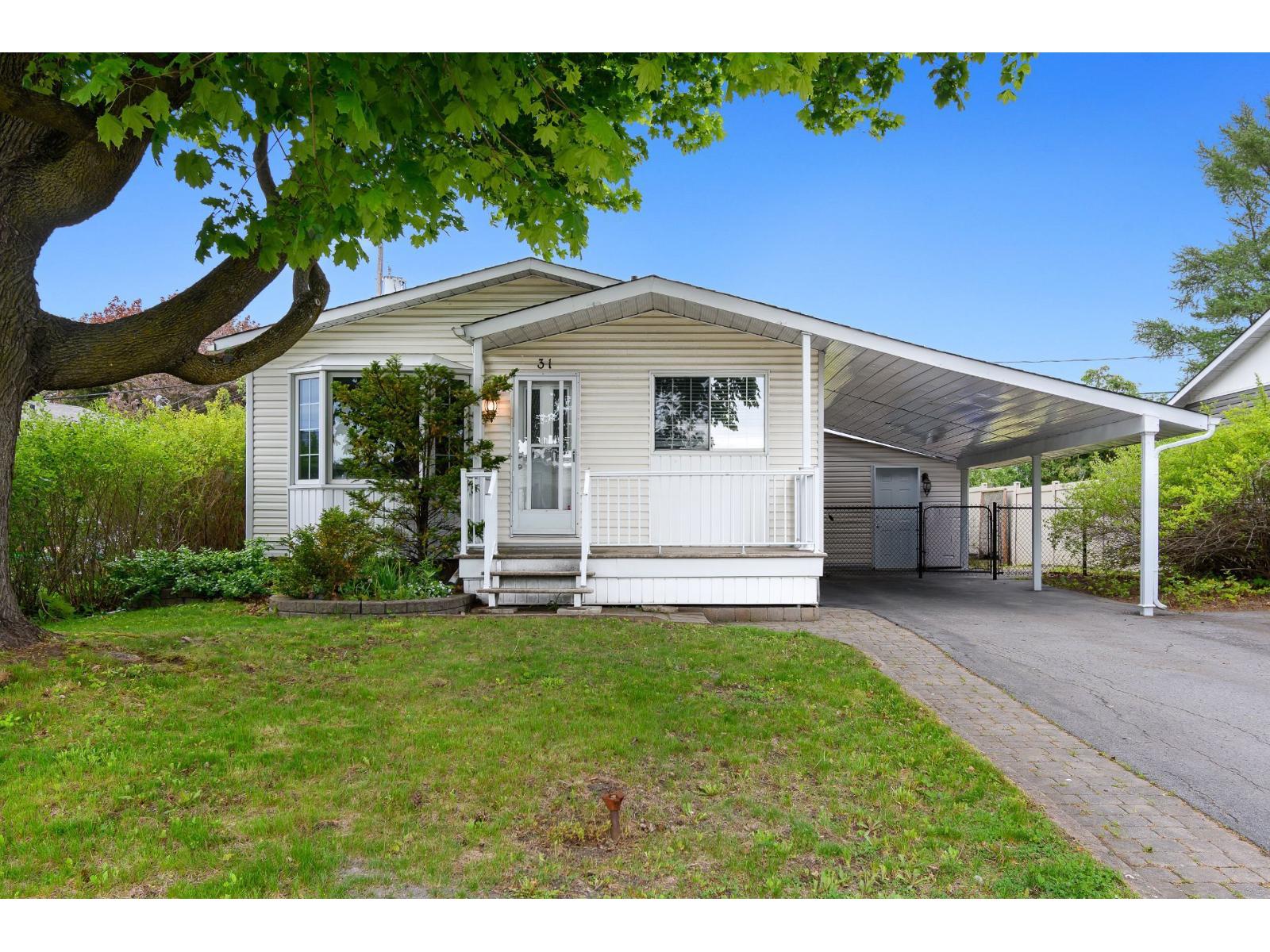 31 Rue Gilbert-garneau Property Photo 1