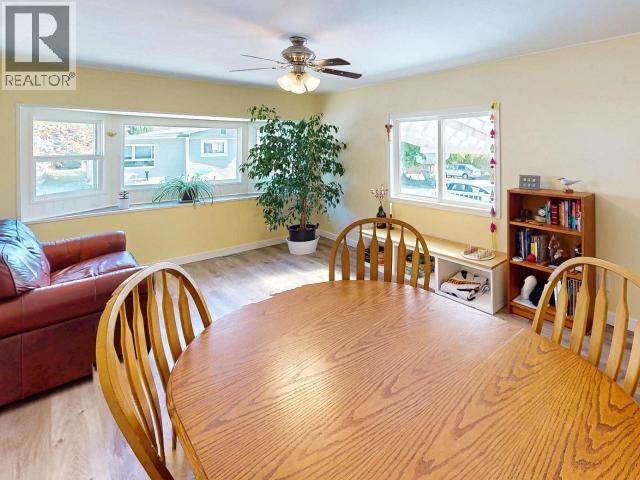 42-4500 Claridge Road Property Photo 4