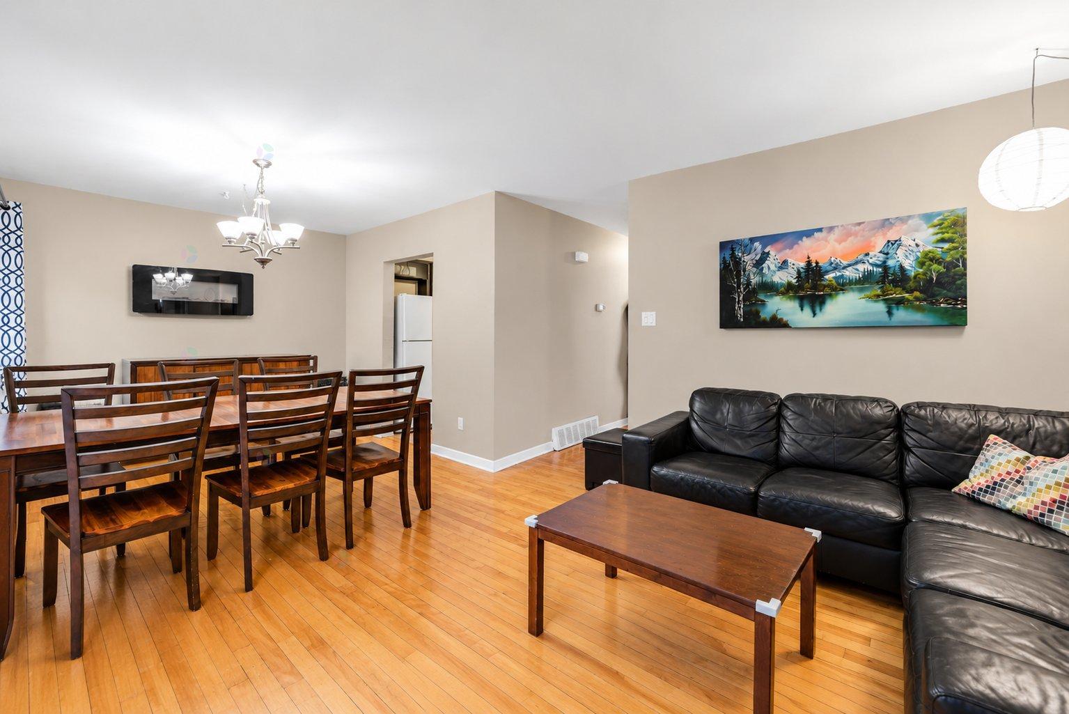 167 Av. Belmont Property Photo 8