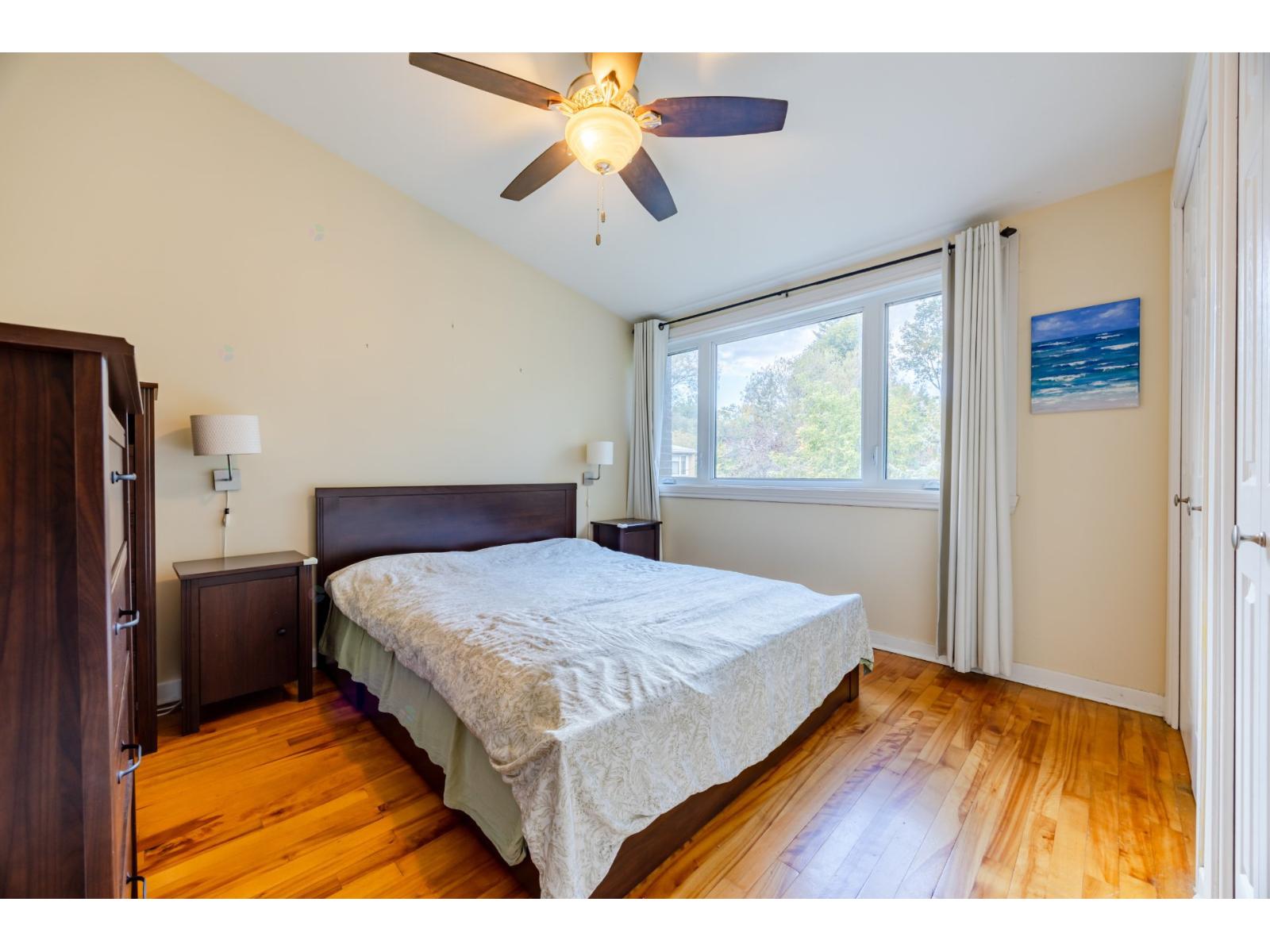 167 Av. Belmont Property Photo 11