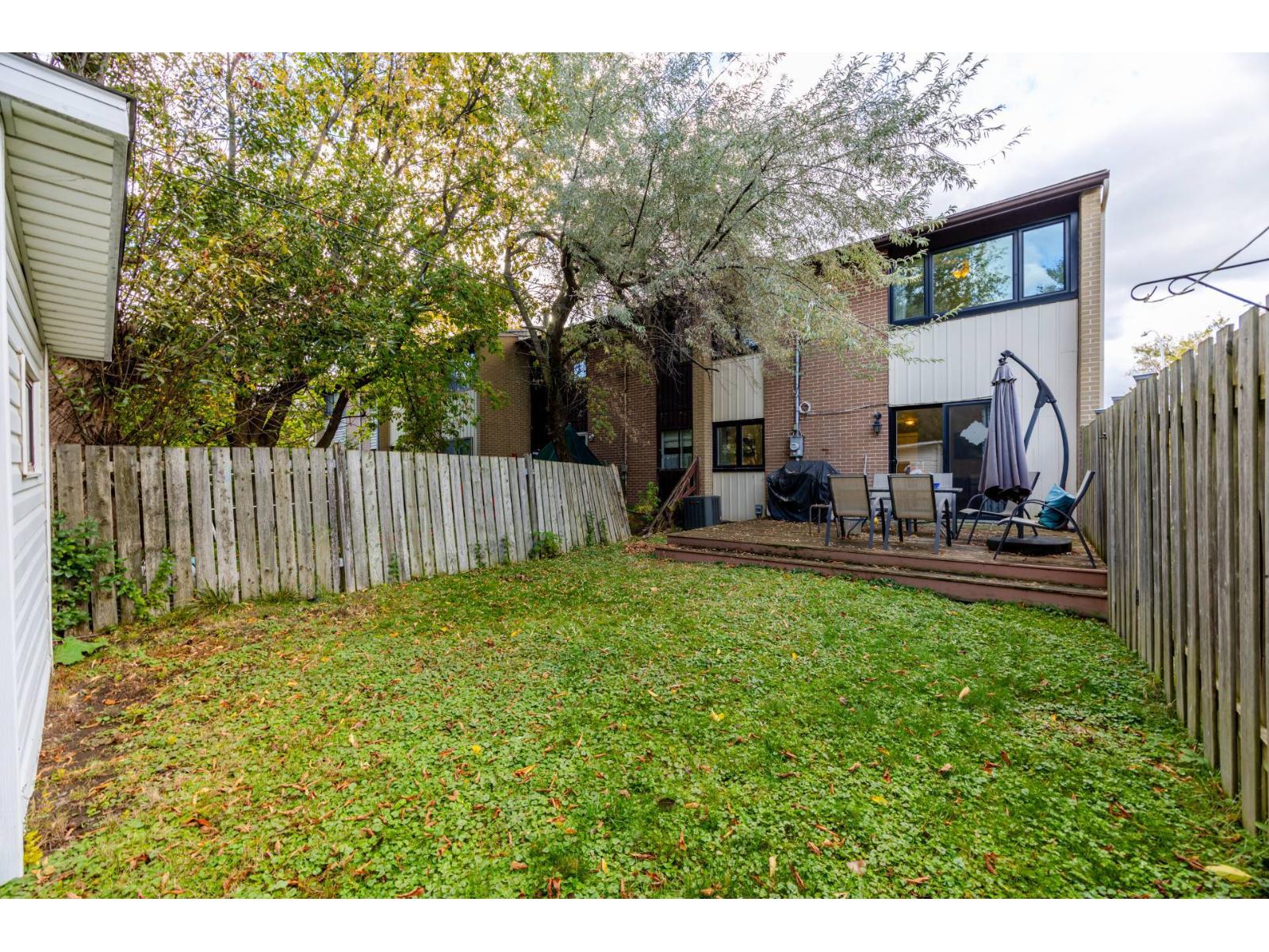 167 Av. Belmont Property Photo 21