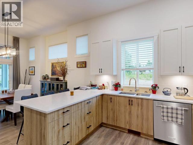 4048 Saturna Ave Property Photo 13
