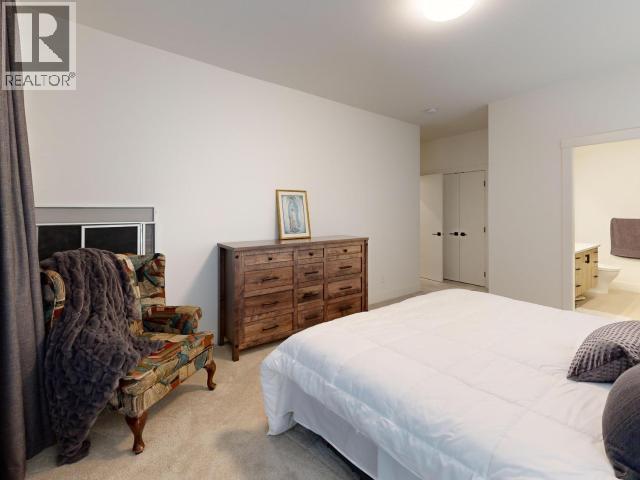 4048 Saturna Ave Property Photo 29