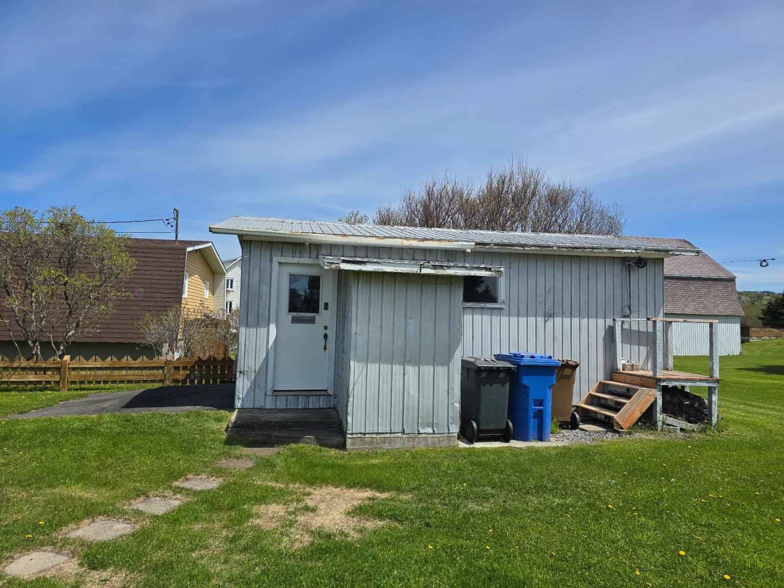 57 1re Avenue E. Property Photo 10