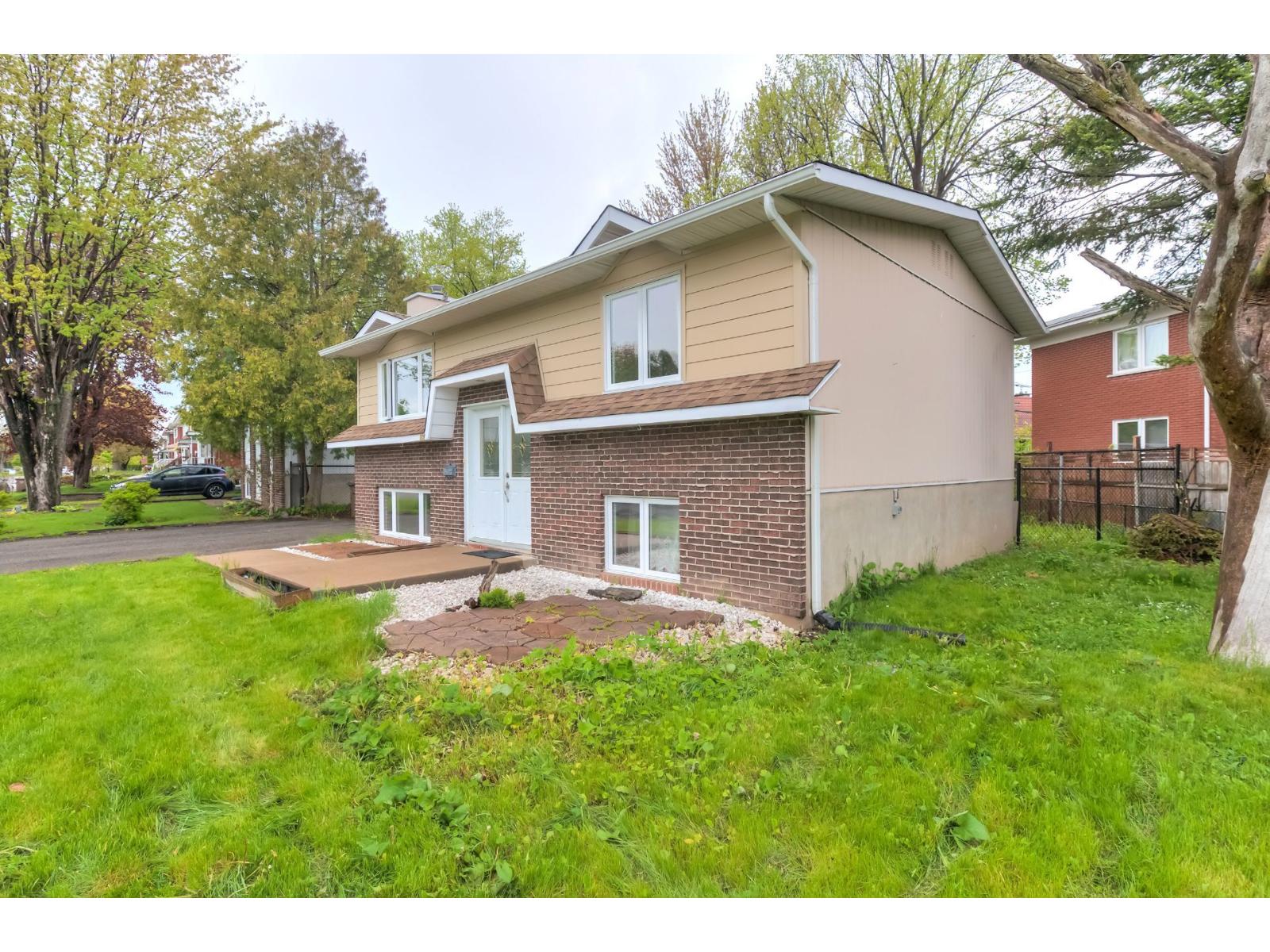 329 Rue Duquette Property Photo 25